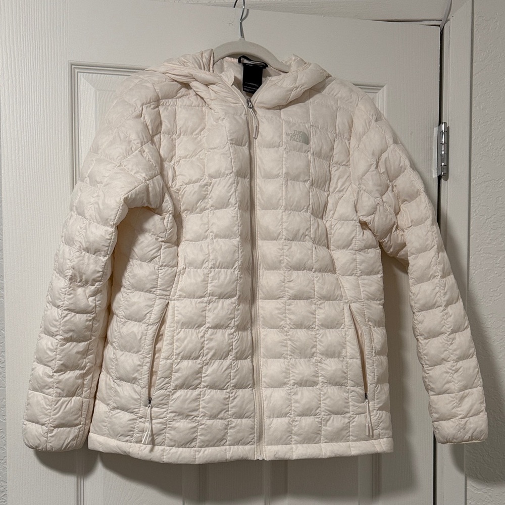 The North Face Women's Thermoball Puffer Jacket